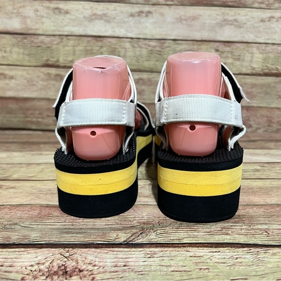 Teva Flatform Universal Sandals - Picture 2 of 8